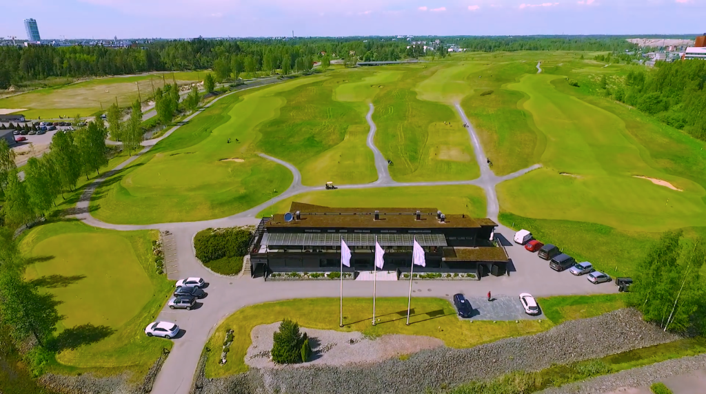 Mid Tour Sunday Qualifier saatiin maaliin iltahämärissä