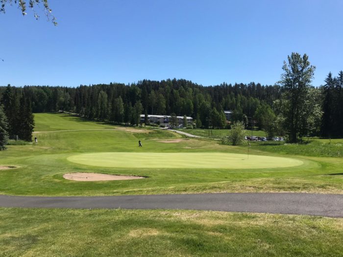 Keksin rutiini liikaa muille Lakiston auringon alla